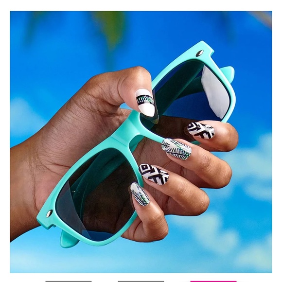 Color Street: Costa Rica Escape - Picture 3 of 7